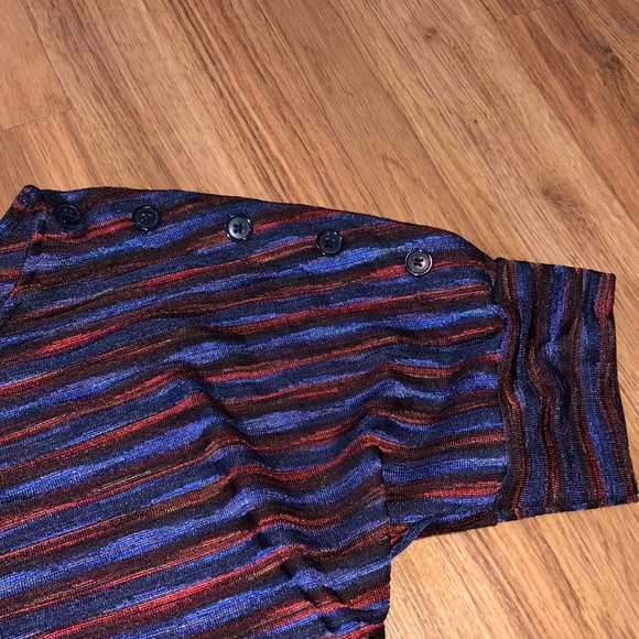 Versatile Polyester spandex shirt - Picture 2 of 3